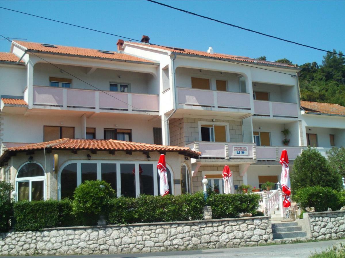 Sandra Rab Town Exterior photo